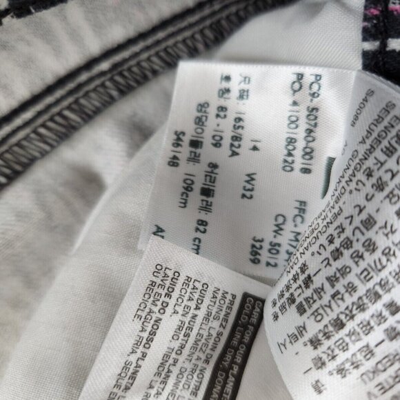 Levi's Mid Rise Skinny Jeans Cotton Stretch Fabric 14 W32 Black Tab Pink Pattern - Picture 16 of 16